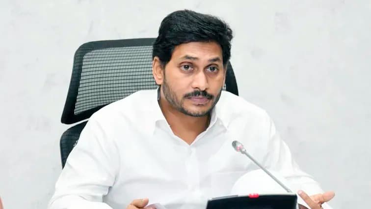 పులివెందులలో మాజీ సీఎం వైఎస్ జగన్  మూడు రోజుల పర్యటన