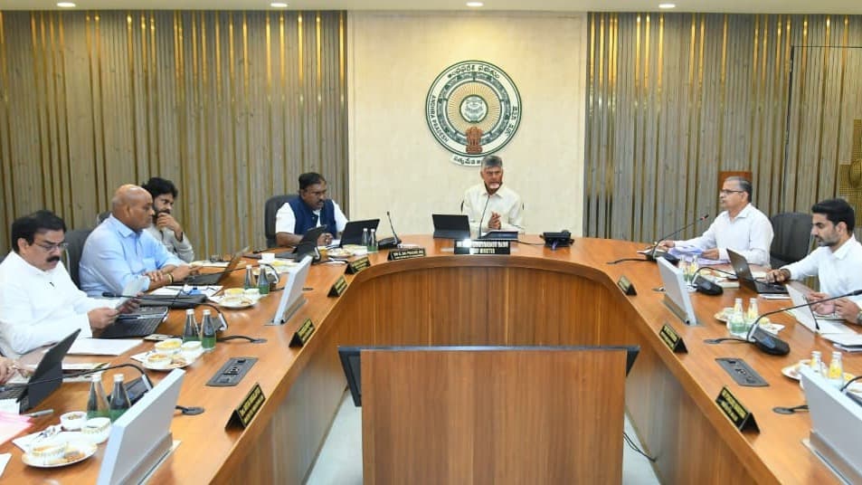 అమరావతిలో ఏపీ కేబినెట్ భేటీ.. ముఖ్యమంత్రి చంద్రబాబు అధ్యక్షతన సమావేశం