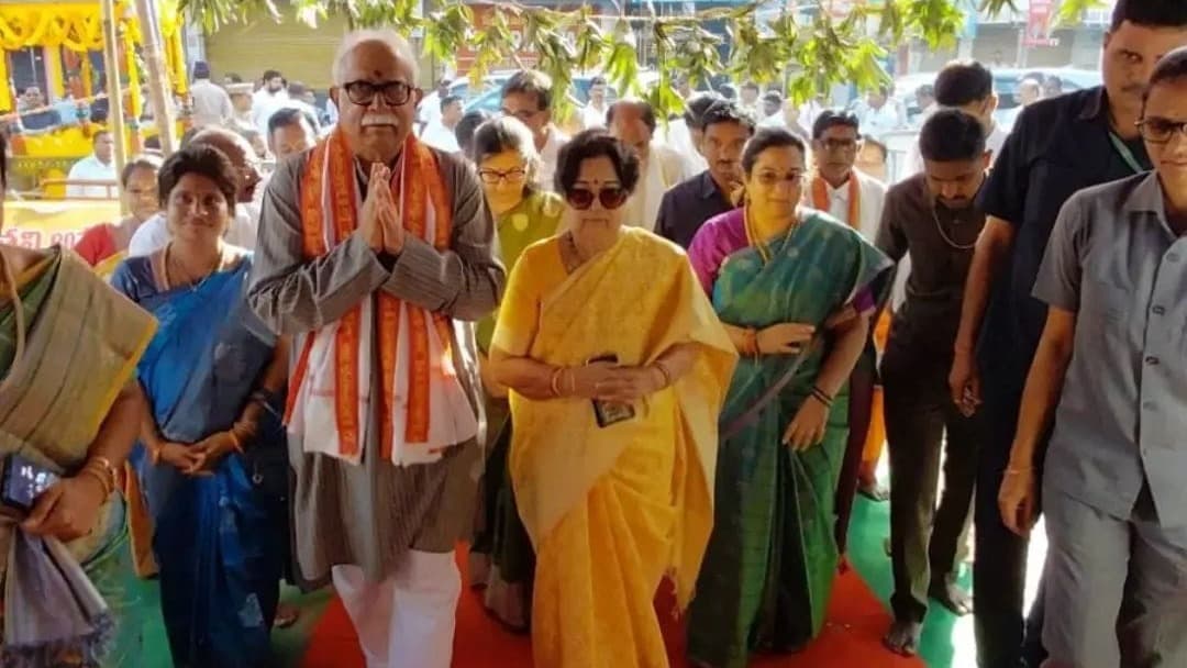 వైభవంగా పైడితల్లి అమ్మవారి శిఖర ప్రతిష్ఠా మహోత్సవాలు 