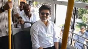 విజయ్ చేతుల మీదుగా 300 కొత్త బస్సుల ప్రారంభం