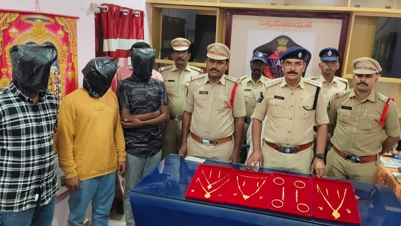 యద్దలవారిపల్లి చోరీల కేసు ఛేదన.. ముగ్గురు అరెస్ట్