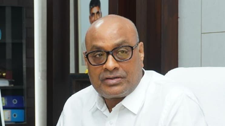రైతులను రెచ్చగొట్టి రాజకీయ లబ్ధి పొందాలనే గొడ్డలి పార్టీ కుట్రలు: అచ్చెన్నాయుడు