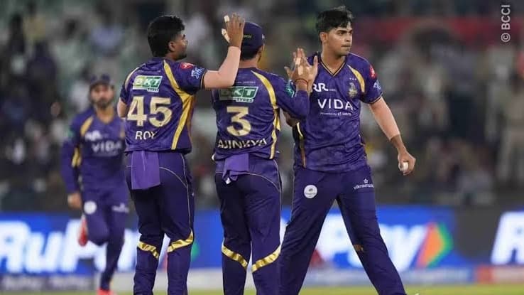 టీమిండియాలో సుందర్‌కు చెక్? రేసులో ముగ్గురు స్టార్ ఆల్‌రౌండర్లు