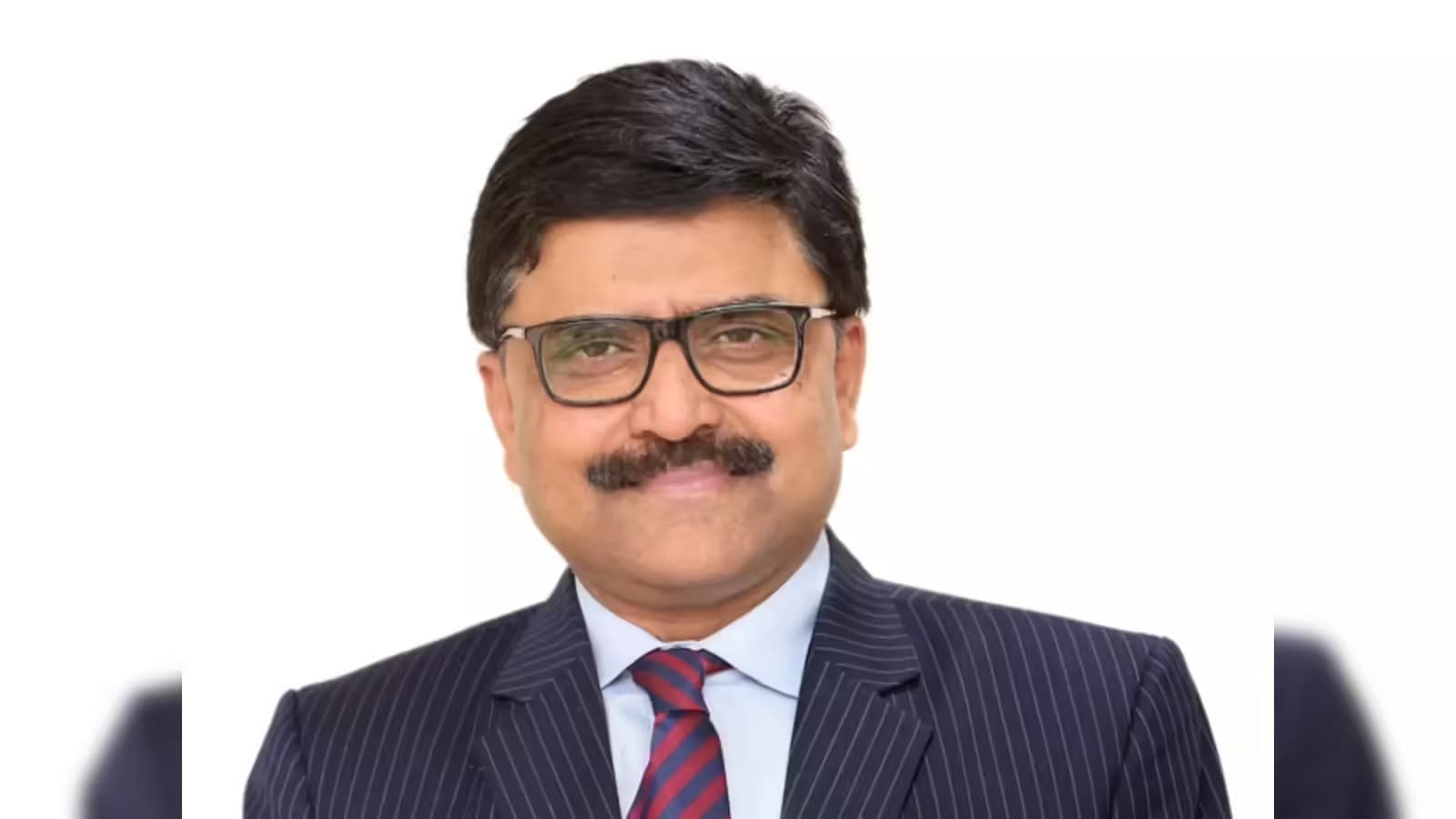 ఏపీ మాజీ సీఎస్ పీవీ రమేశ్ ఎక్స్ ఖాతా హ్యాక్ 