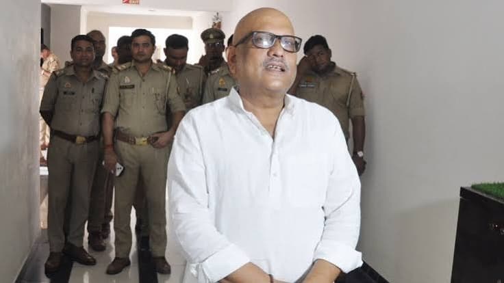 అయోధ్యలో అజయ్ రాయ్ గృహనిర్బంధం.. రాజకీయ దుమారం