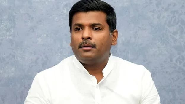 మహిళా కమిషన్ ఎదుట గుడివాడ అమర్నాథ్ విచారణ ముగింపు