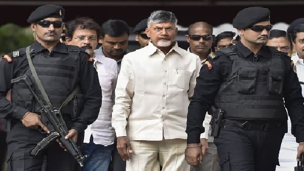 సీఎం భద్రతకు అత్యాధునిక ఆయుధాలు.. ఎస్‌ఎస్‌జీకి కొత్త వెపన్స్