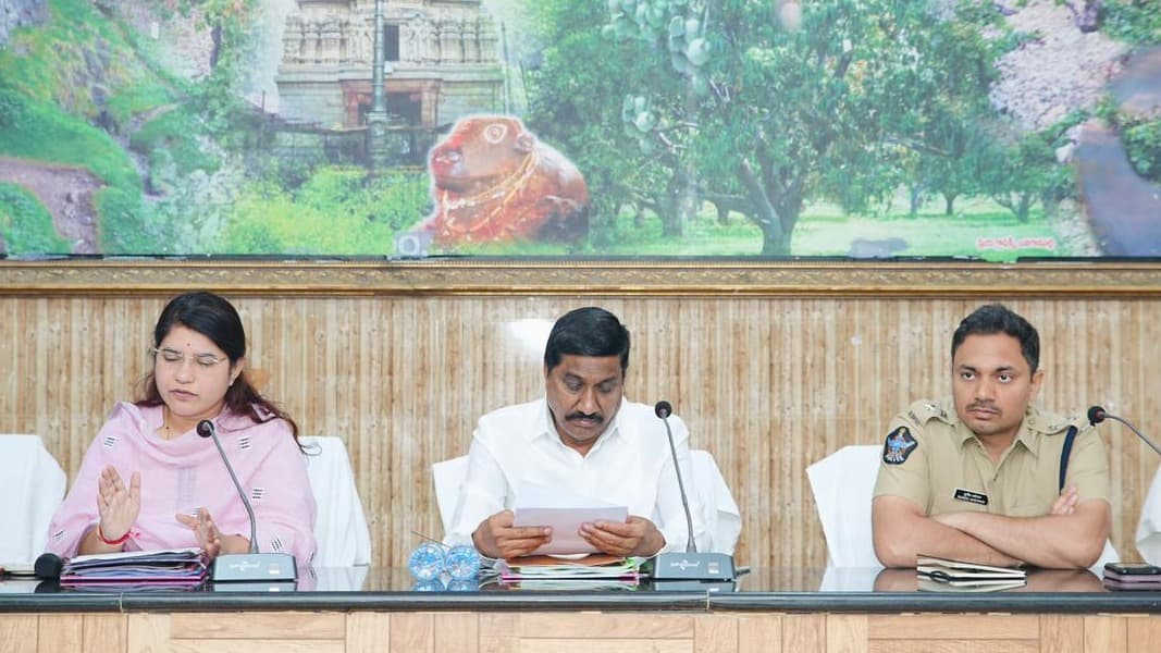 సీఎం పర్యటన ఏర్పాట్లపై మంత్రి బీసీ జనార్దన్ రెడ్డి సమీక్ష