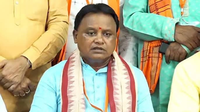 మోహన్ చరణ్ మాఝీ సంచలన నిర్ణయం.. కేజీ నుంచి పీజీ వరకు ఉచిత విద్య