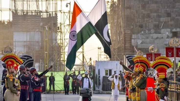 భారత్-పాక్ ఉద్రిక్తతల తగ్గింపుకు ప్రముఖుల పిలుపు