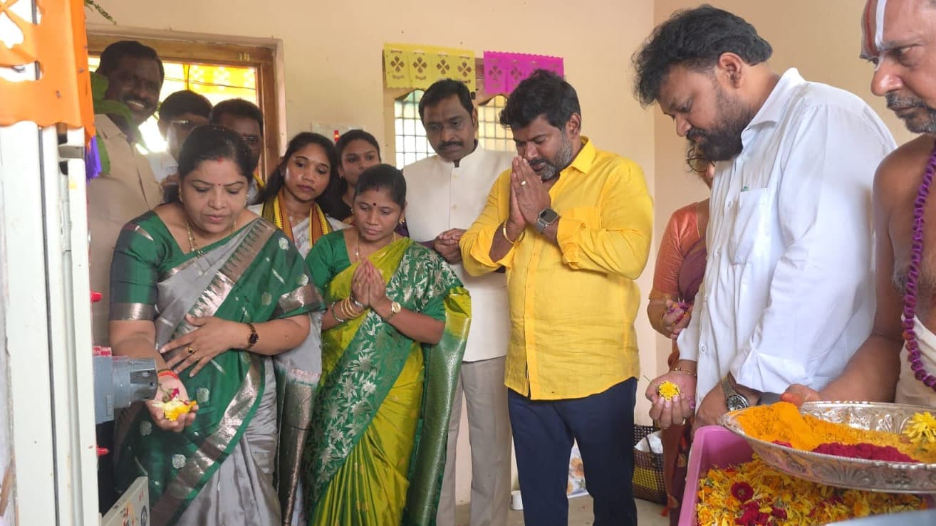 2029 నాటికి తోటపల్లి, జంఝావతి ప్రాజెక్టులు పూర్తి: బోనెల విజయచంద్ర