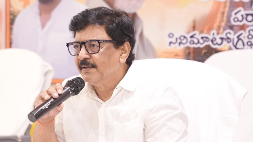 భావ ప్రకటన స్వేచ్ఛ బూతుల లైసెన్స్ కాదు: మంత్రి దుర్గేష్