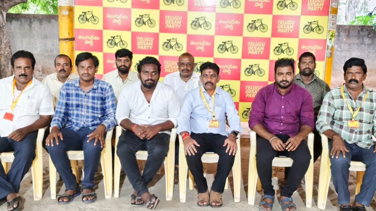 ఆంధ్రప్రదేశ్ ఉక్కు రాష్ట్రంగా ఎదుగుతోంది: టీడీపీ నాయకులు