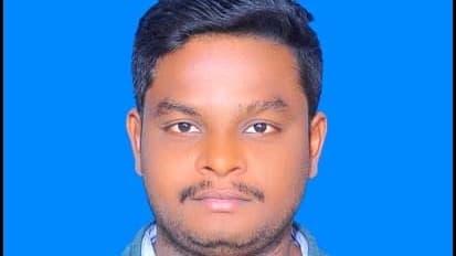 నిరుపేద విద్యార్థిని చదువుకు అండగా రూ.2,000 ఆర్థిక సహాయం