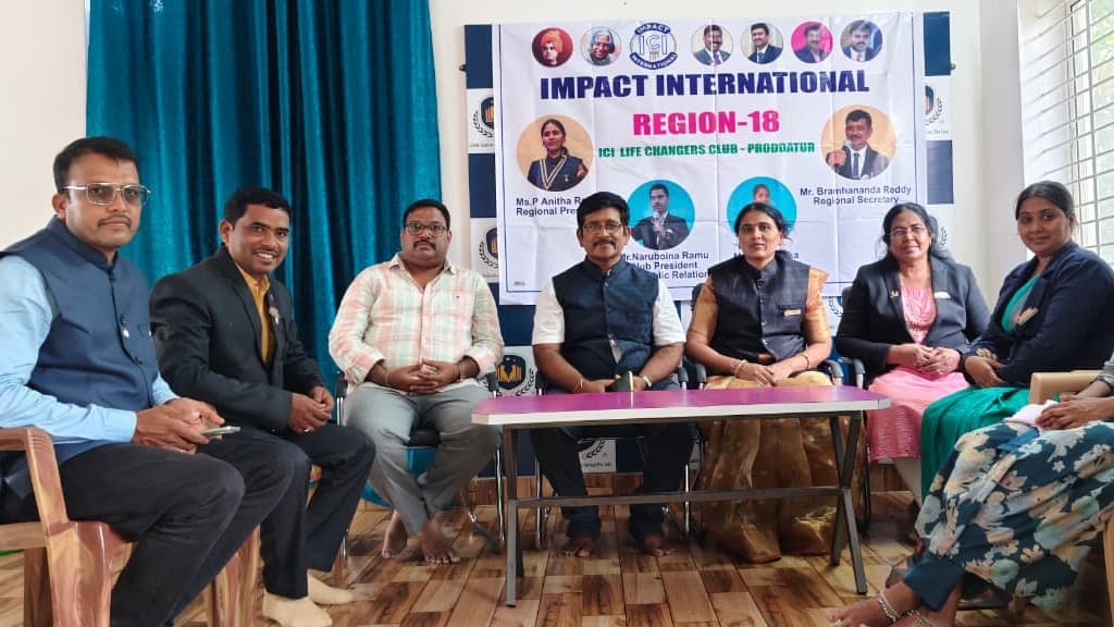 అల్లూరి సీతారామరాజుకు ఘన నివాళులు అర్పించిన ఇంపాక్ట్ క్లబ్ ఇంటర్నేషనల్ రీజియన్–18