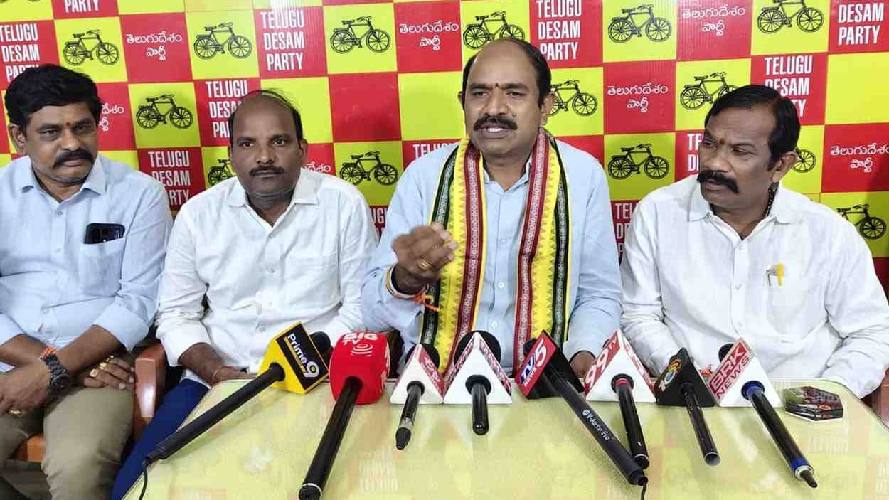 జగన్ కుట్రలను ప్రజలు తిప్పికొడతారు: ఎంపీ కలిశెట్టి అప్పలనాయుడు