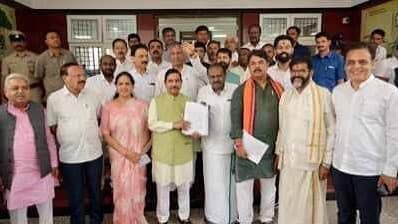 కర్ణాటక ఓటరు జాబితాపై ఎన్డీఏ ఆరోపణలు.. డీకే ఎదురుదాడి