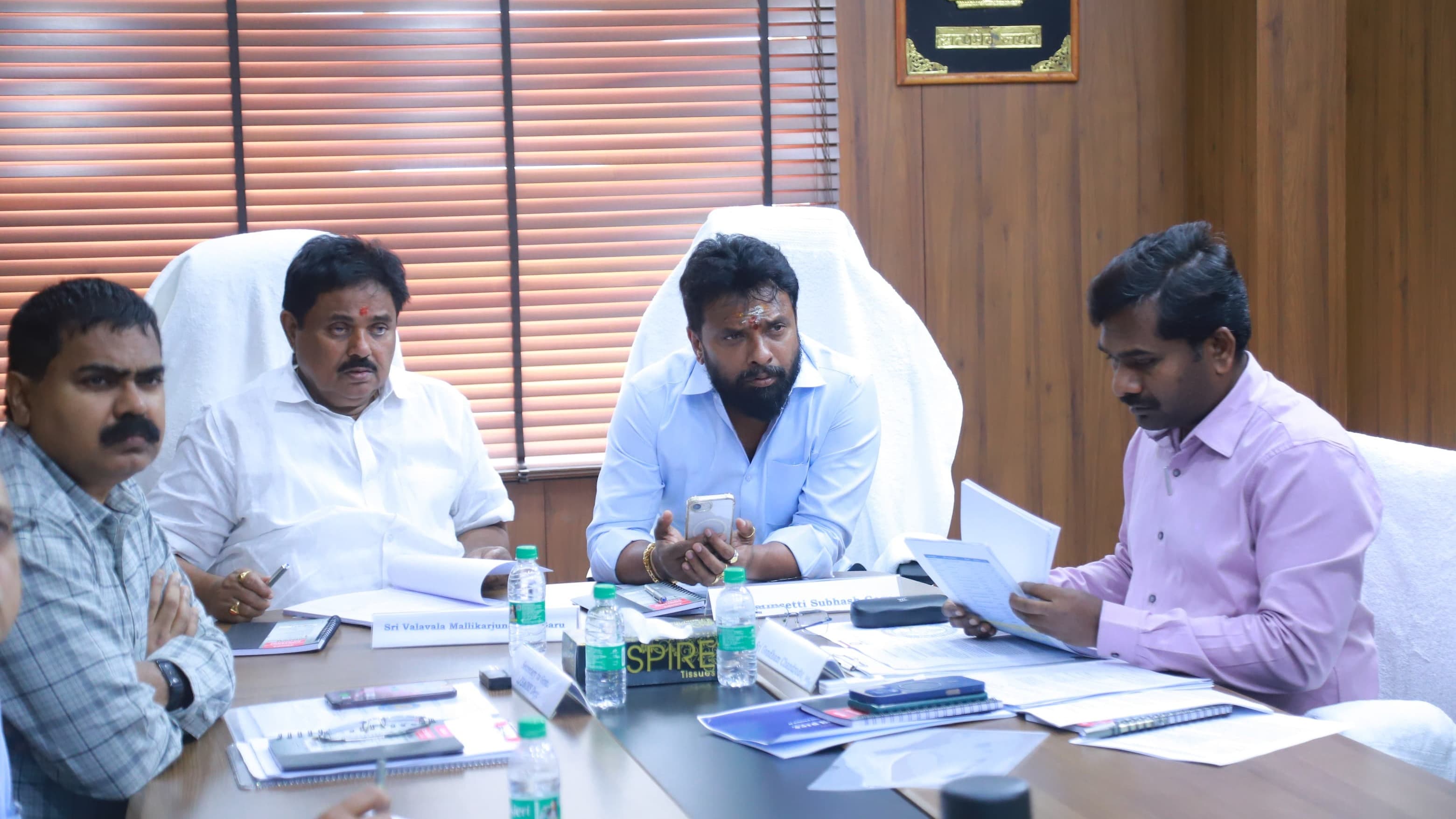 నిర్మాణ కార్మికుల సంక్షేమమే ప్రభుత్వ లక్ష్యం: మంత్రి సుభాష్