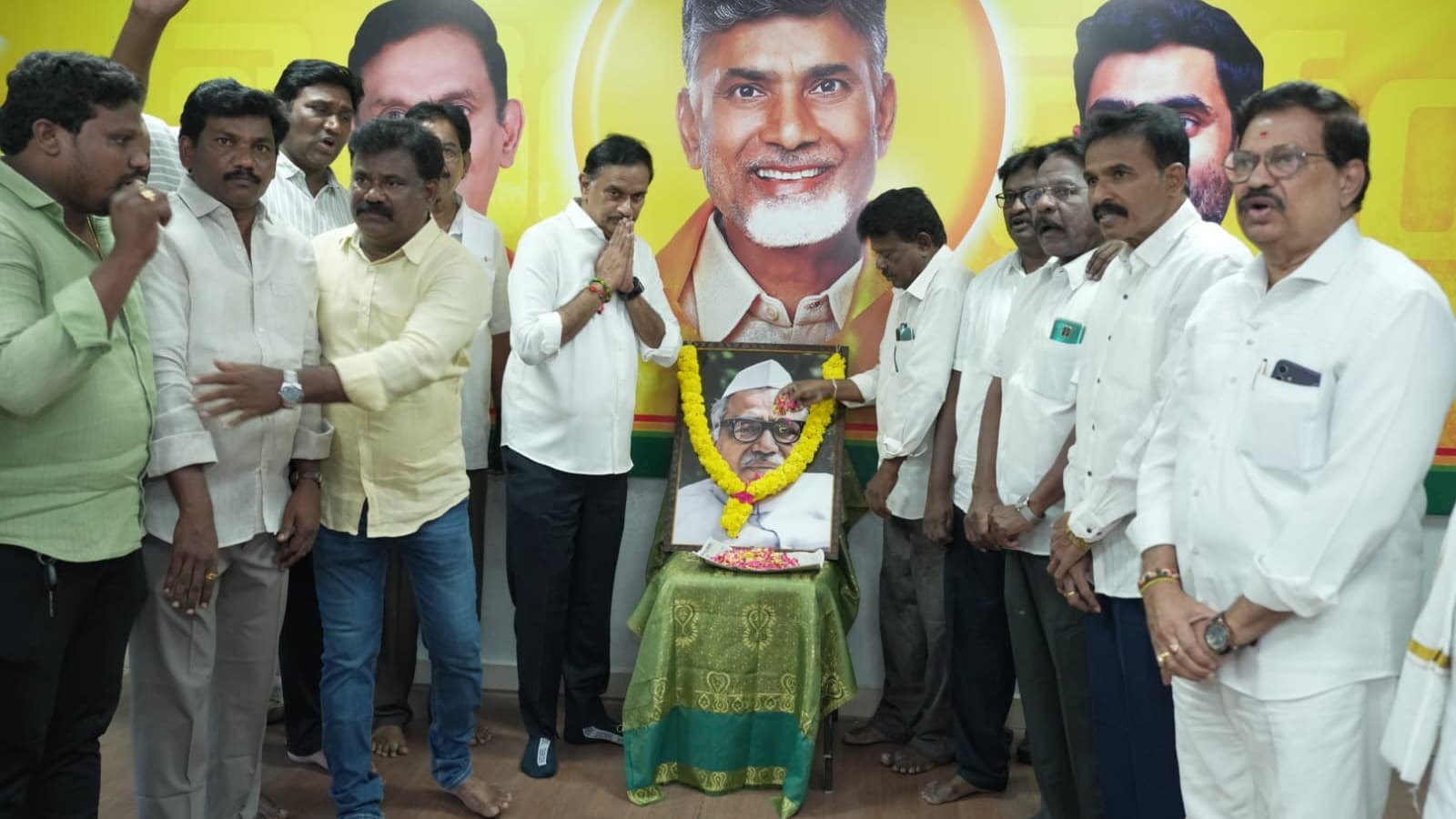 బాబు జగ్జీవన్ రామ్ 40 వ వర్ధంతి సందర్భంగా కేశినేని చిన్ని నివాళి