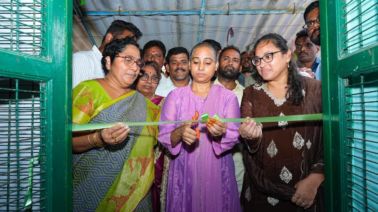 రేషన్ డీలర్ల సాధికారతకు ‘మీ మార్ట్’ : ఎమ్మెల్యే మాధవి