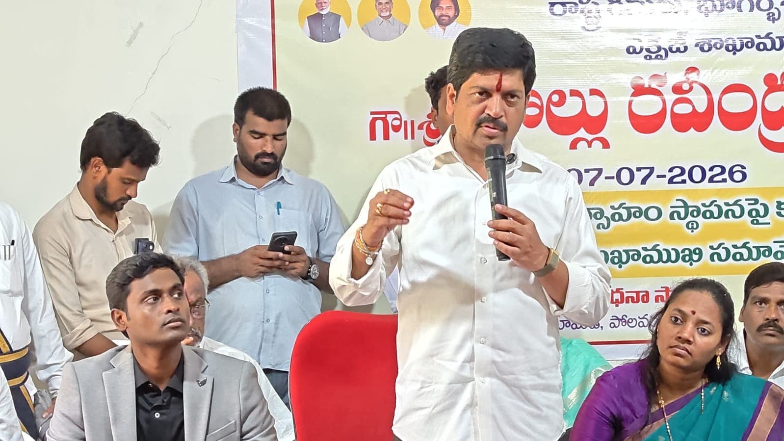 కూటమి పాలనలో బీసీల అభ్యున్నతికి కొత్త బాటలు: మంత్రి కొల్లు