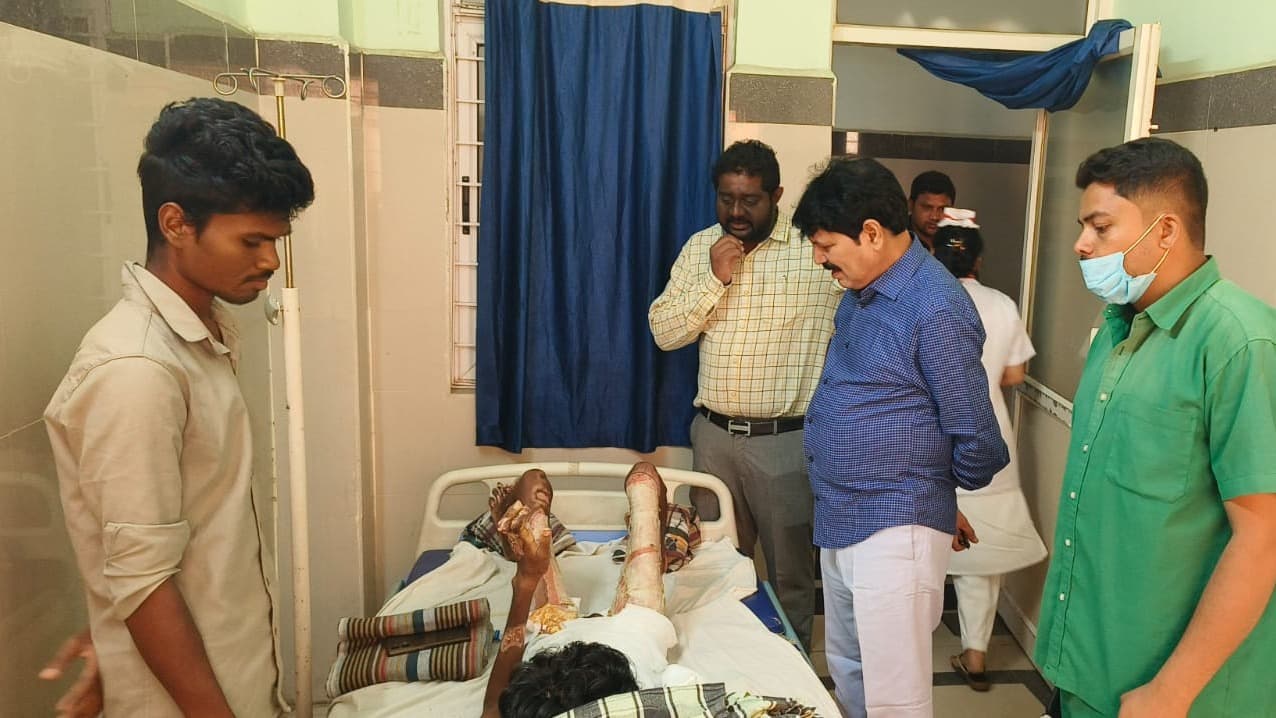 భద్రాచలం ఆసుపత్రిలో ఎమ్మెల్యే తెల్లం ఆకస్మిక తనిఖీలు