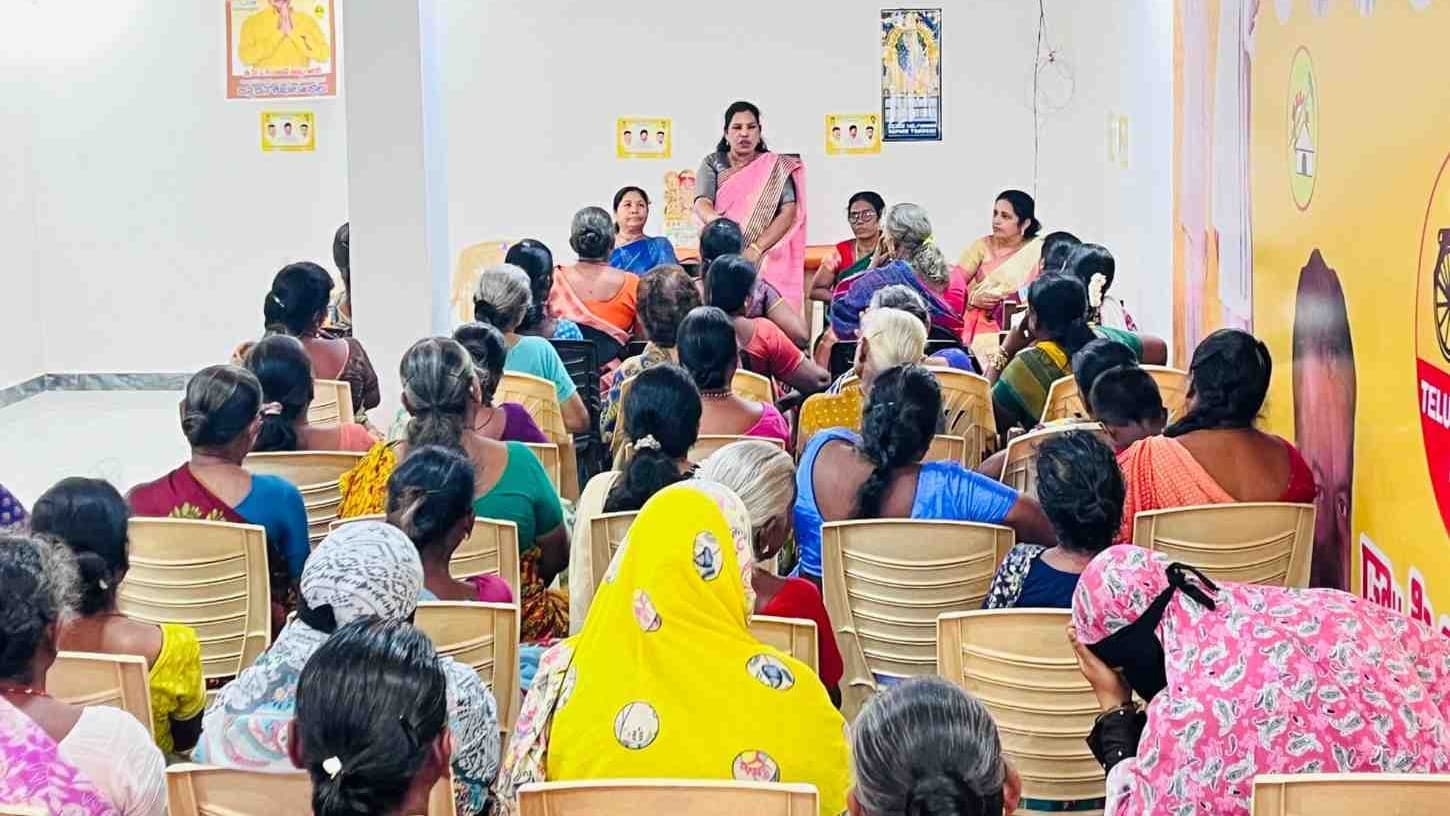 చిత్తూరులో టీడీపీ మహిళా క్లస్టర్ ఇన్‌చార్జిల సమావేశం