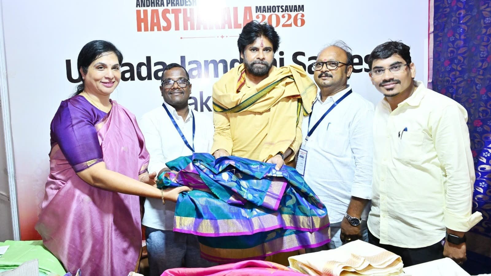పవన్ కళ్యాణ్ ‘లోకల్ టు గ్లోబల్’ కొత్త మంత్రం