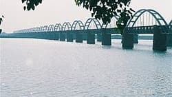 గోదావరికి వరద జోరు..