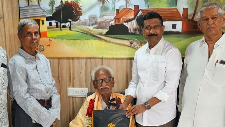 మద్దిలేటి సార్‌కు ఘన సత్కారం..