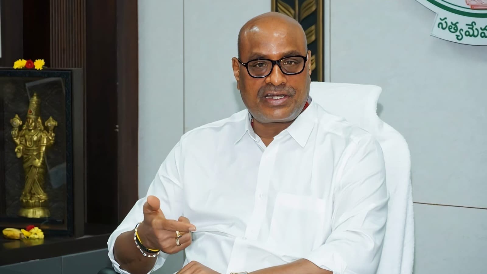 మత్స్యకారులకు అండగా కూటమి ప్రభుత్వం: అచ్చెన్నాయుడు