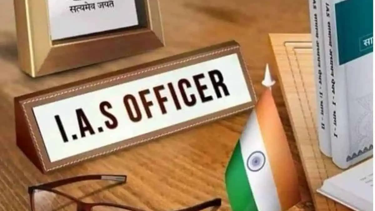 ఏపీలో ఐదుగురు అధికారులకు ఐఏఎస్ హోదా..