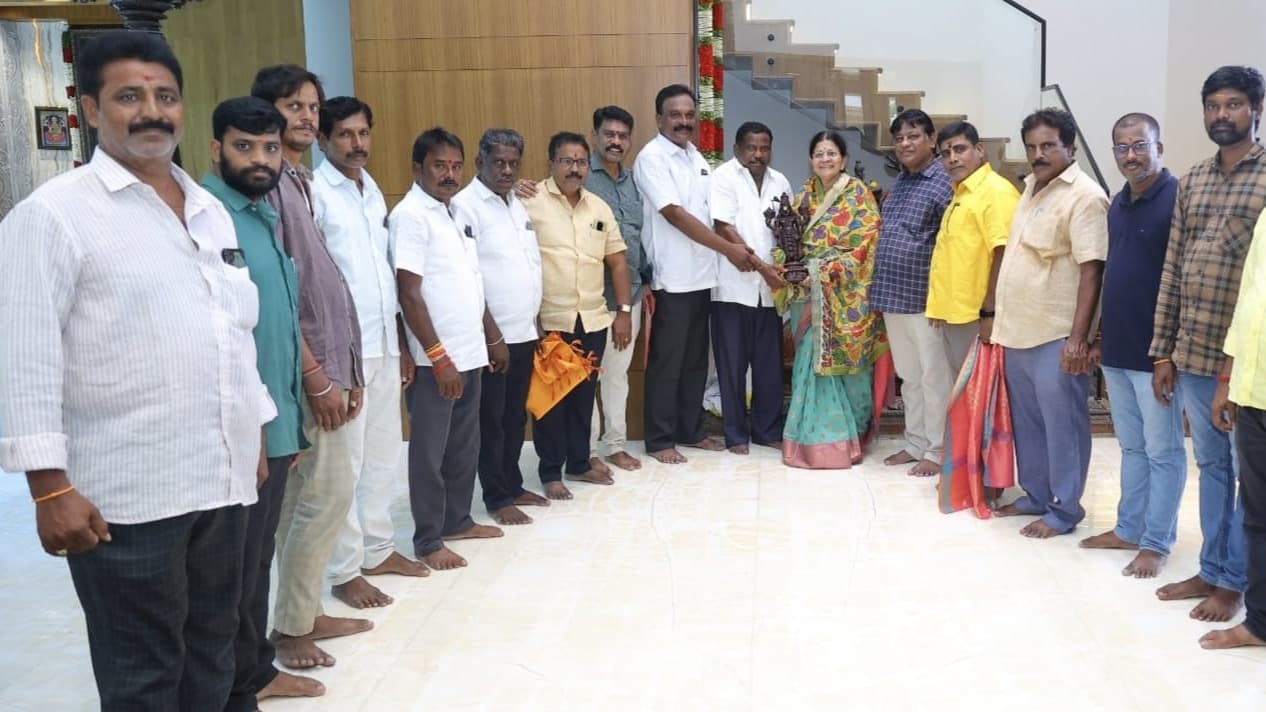 సేవకు ప్రతిరూపం బొజ్జల వంశం: టీడీపీ నేతలు