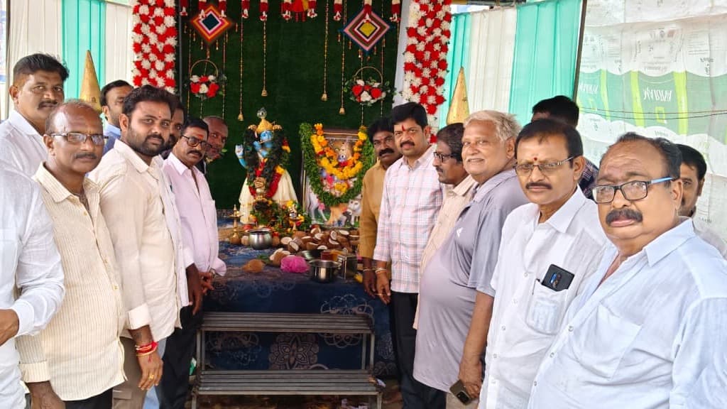 బందరులో కొల్లు రవీంద్ర ఆధ్వర్యంలో ఘనంగా కృష్ణాష్టమి వేడుకలు