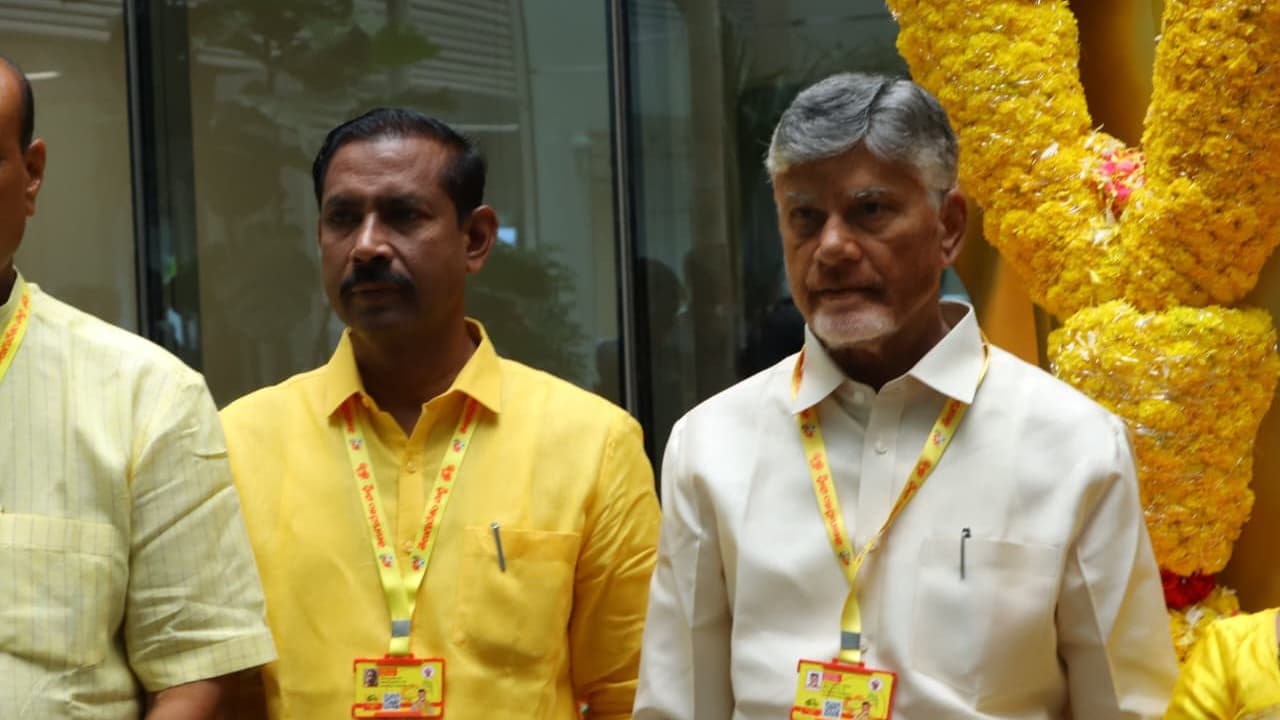 చంద్రబాబు, లోకేష్‌కు పల్లా ఘన స్వాగతం
