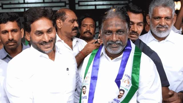 మోపిదేవి శ్రీనివాసరావుపై వైసీపీ వేటు..