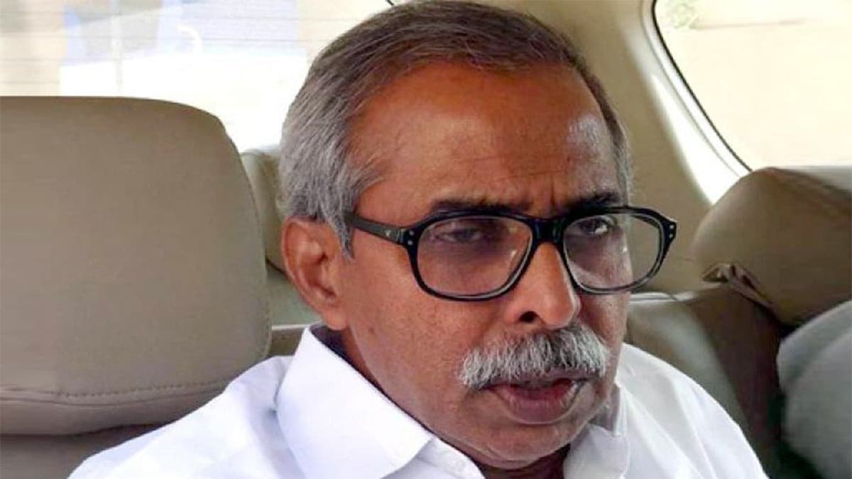 వివేకానందరెడ్డి హత్య కేసులో ముగ్గురికి ఊరట..