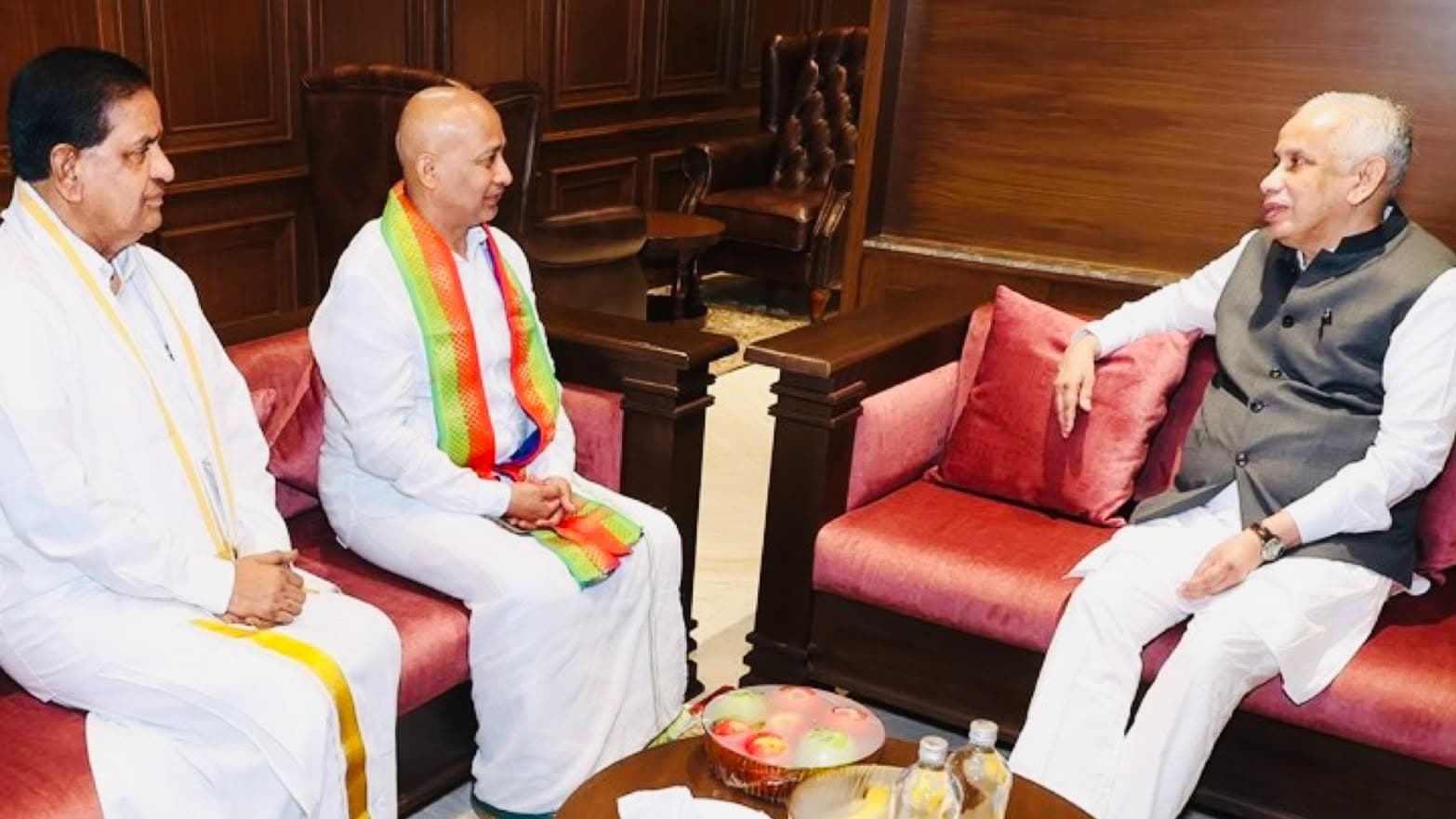 తిరుమలకు గవర్నర్‌ అబ్దుల్‌ నజీర్‌