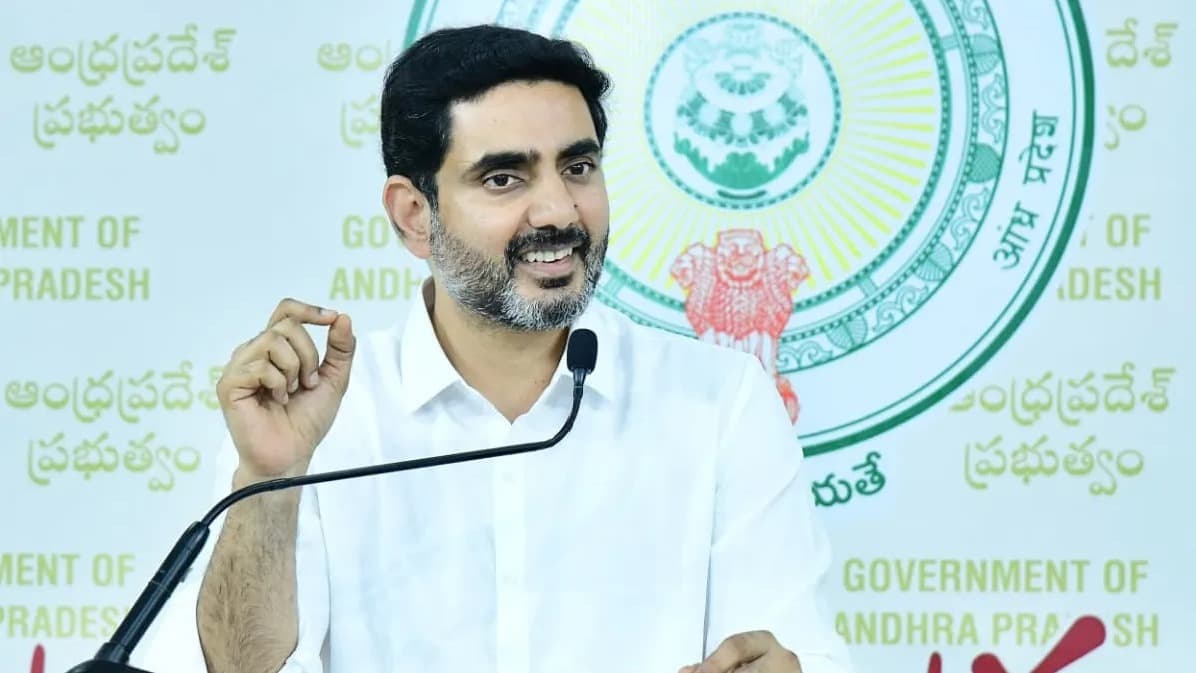 గణేష్‌ నిమర్జనంలో డీజేలకు అనుమతులివ్వండి: లోకేష్