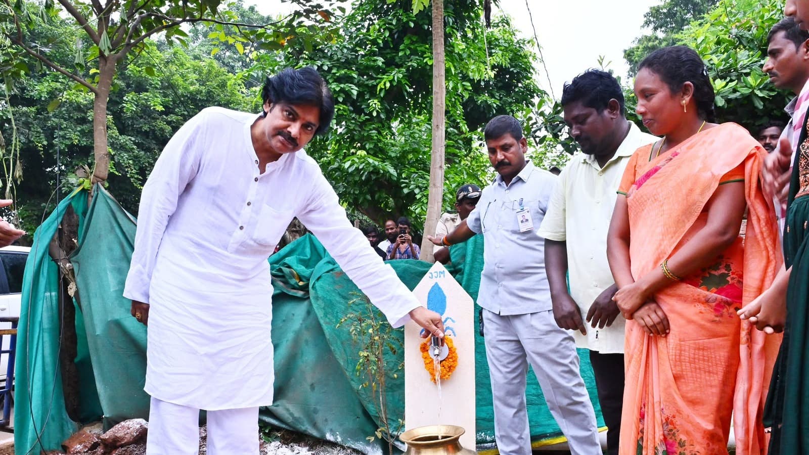 పవన్ కల్యాణ్ చొరవతో 97 వేల మందికి తాగునీరు