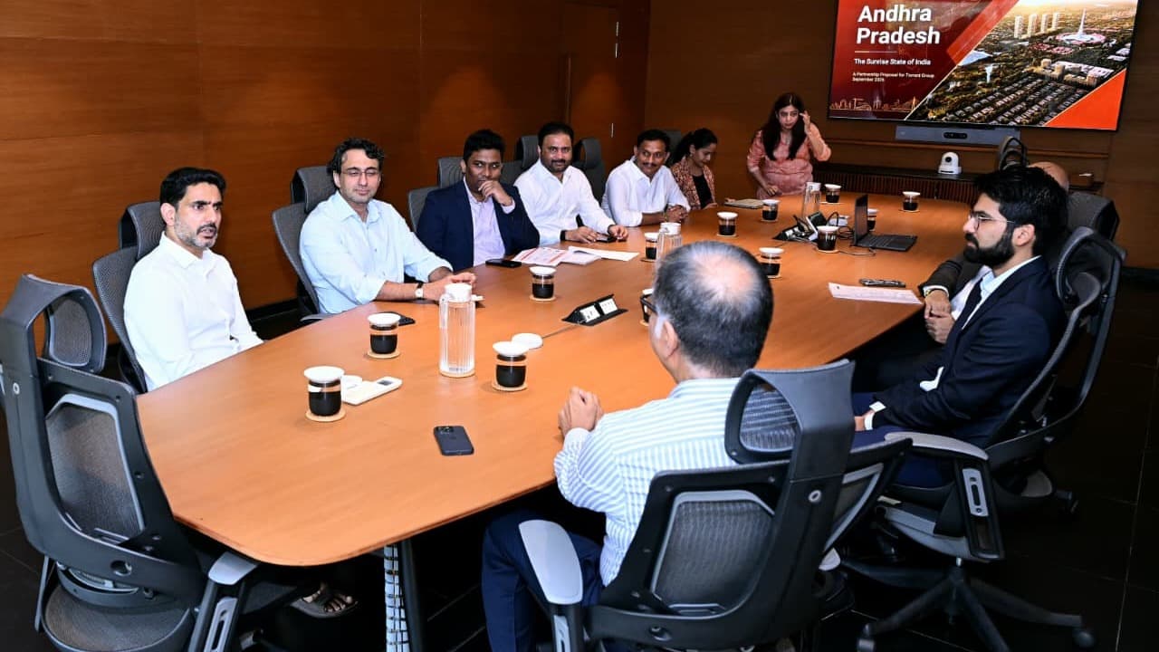 సమీర్ మెహతాతో నారా లోకేష్ కీలక భేటీ