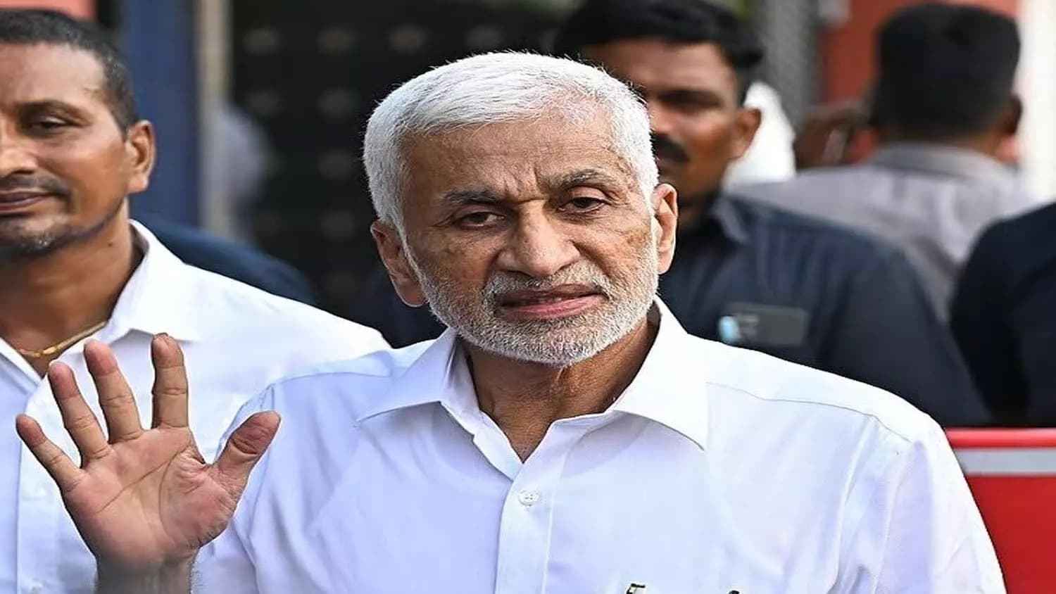 వైసీపీ, సీపీఐ ఉమ్మడి పోరాటంపై విజయసాయిరెడ్డి ట్వీట్