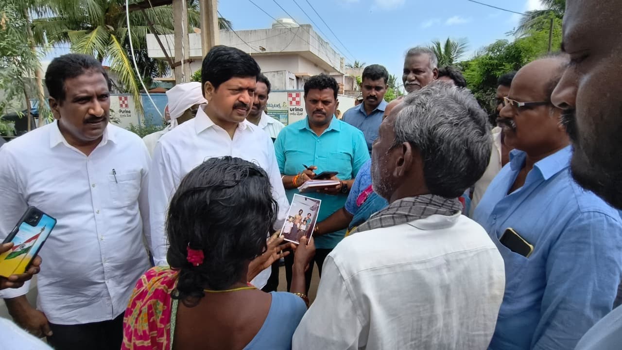 మచిలీపట్నంలో మత్స్యకారుడు గల్లంతు