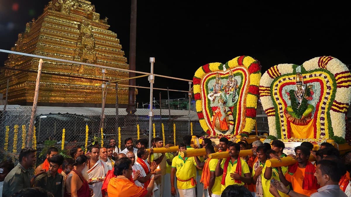 శ్రీశైలంలో దసరా వైభవం