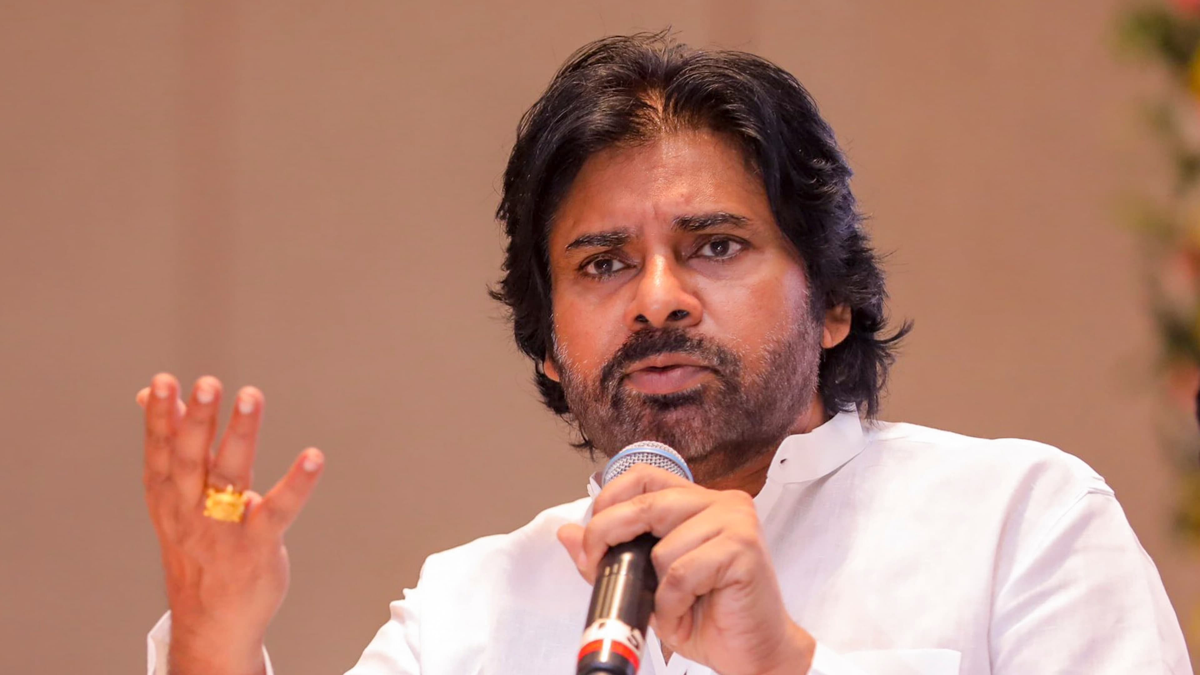 పల్లె పండుగ రోడ్డు ధ్వంసంపై పవన్‌ కల్యాణ్‌ ఆగ్రహం