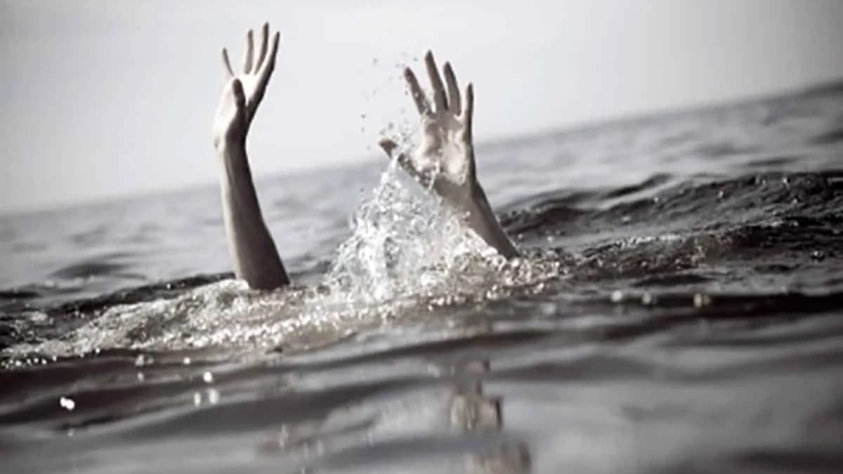 పంపా కాలువలో ముగ్గురు వ్యక్తులు గల్లంతు